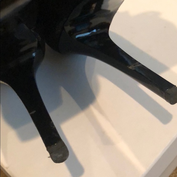 (Sold) Versace Quilted Black Velvet Bow Booties 38 - Picture 7 of 8